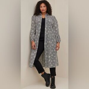 DAISY CHECK SHRT KIMONO NEW WITH TAGS                SIZE 1X  (14-16)